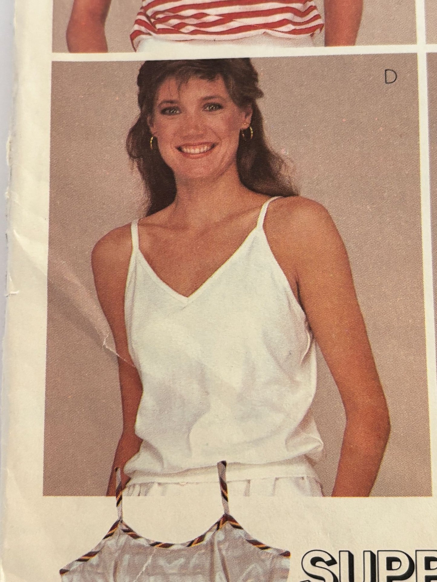 McCalls Sewing Pattern 8690 Support Tops Built in Bras V Neck Ruffles Small UC