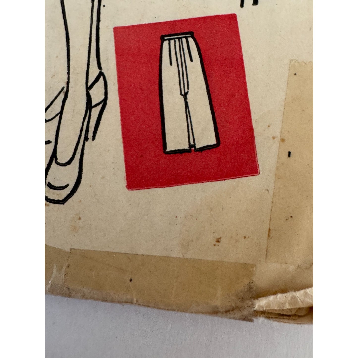 1945 Butterick 3293 Vintage 40s Skirt Sewing Pattern WWII Pleated Skirt Size 18 Waist 30 Hip 39