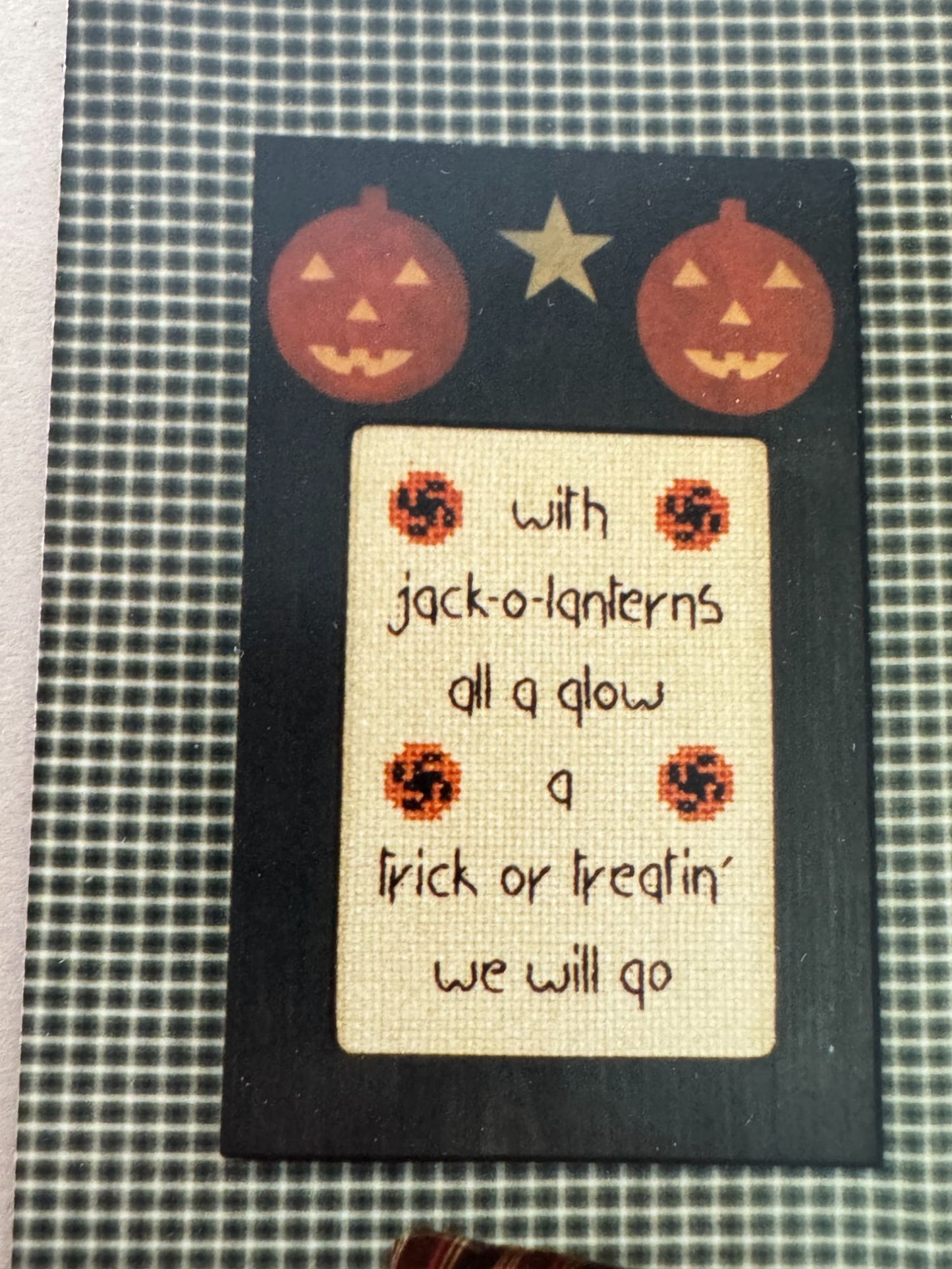Stitches From The Heartland Cross Stitch Patterns Halloween Trick or Treatin