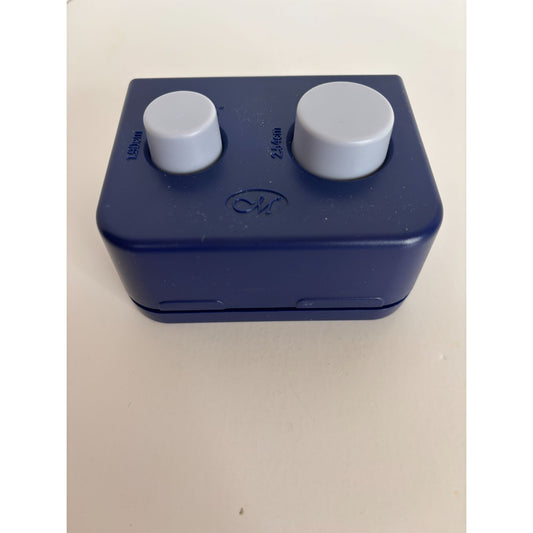 Creative Memories Circle Maker Paper Punch Tool 3/4 and 1 inch Card Making Blue