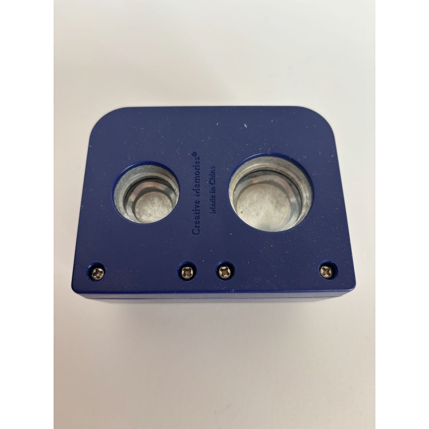 Creative Memories Circle Maker Paper Punch Tool 3/4 and 1 inch Card Making Blue