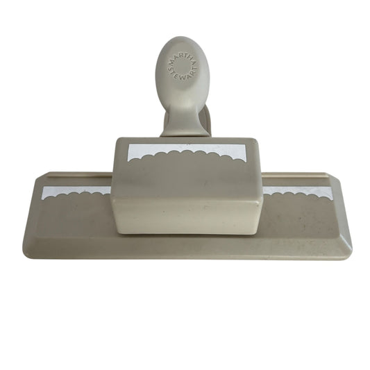Martha Stewart Paper Punch Scalloped Border Edge Crafting Card Making Beige