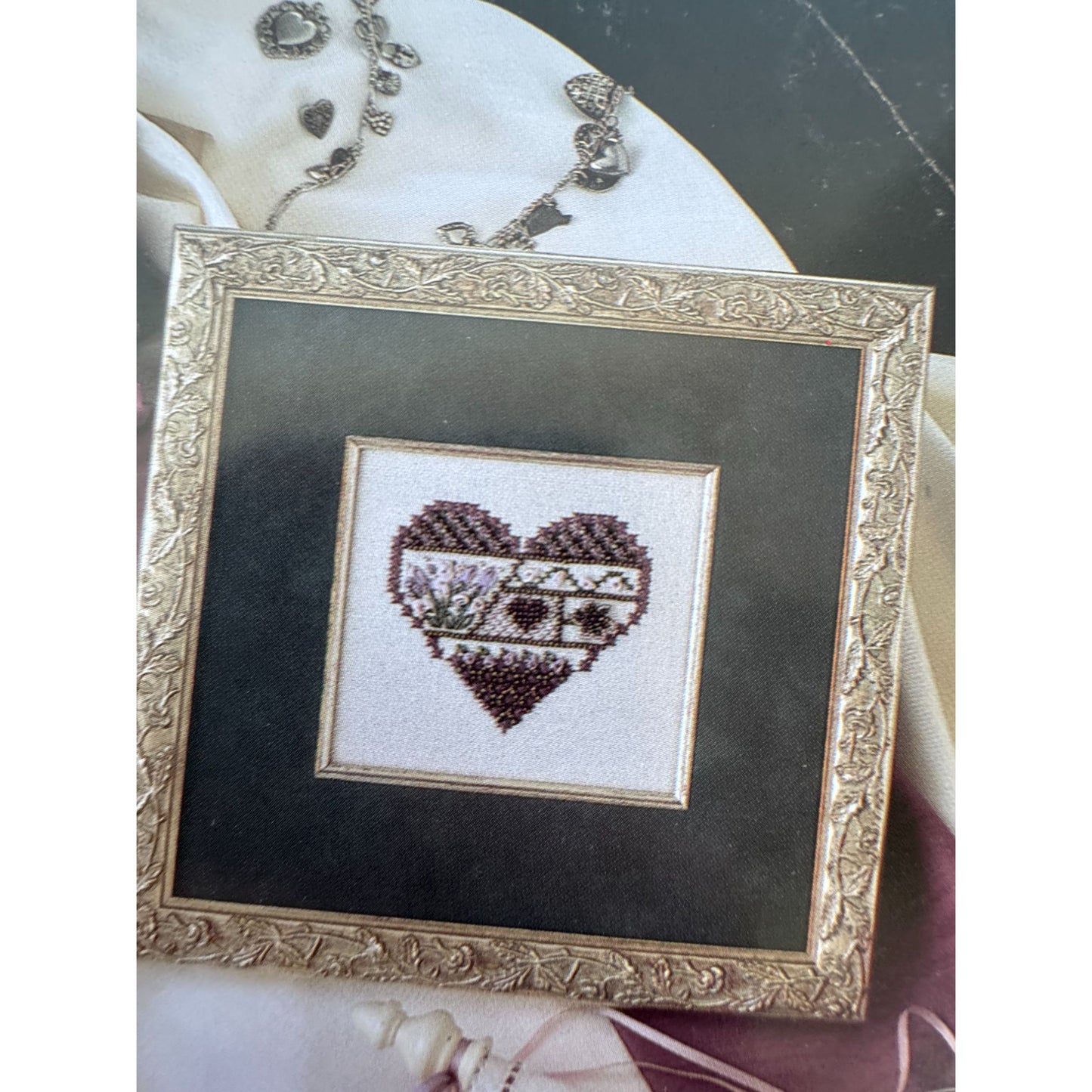 Mill Hill Hearts a Plenty II Cross Stitch Pattern Leaflet Wedding Bell Pull