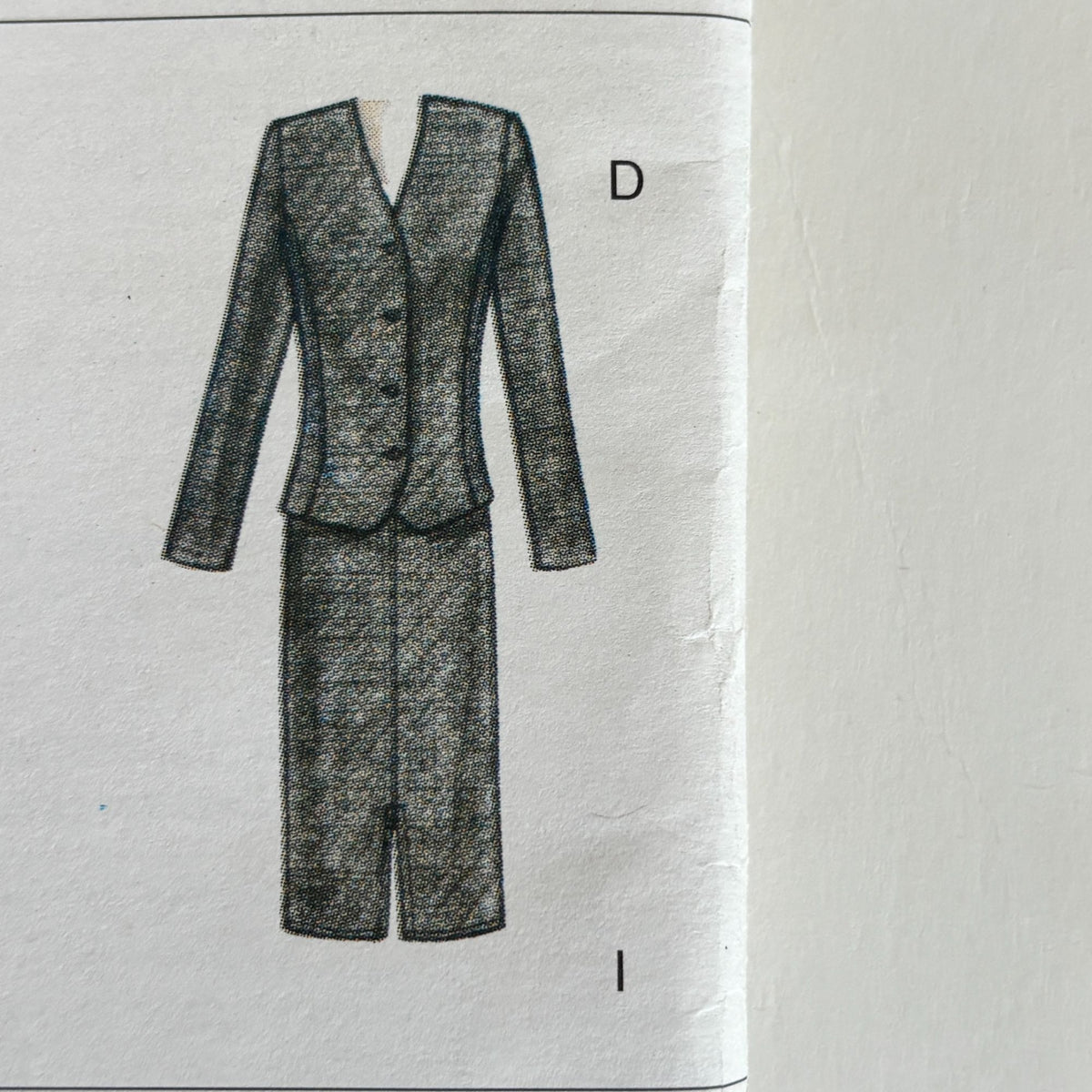 Vogue Sewing Pattern 2174 Jacket Skirt 90s Minimalist Quiet Luxury Uncut 8-12 Career Suit