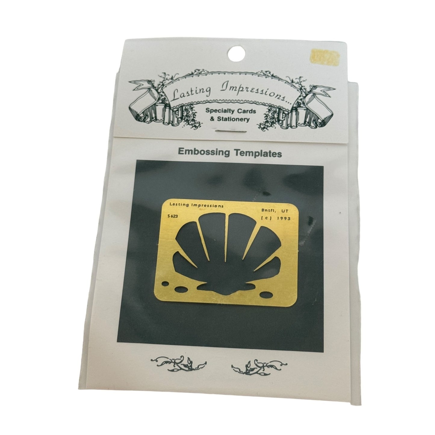 Lasting Impressions Embossing Template Seashell Clam Shell Beach Vacation Summer