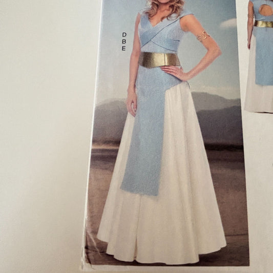 McCalls Sewing Pattern M6941 Costume Medieval Tabard Dress Dragon Queen Renaissance 12–20 UNCUT