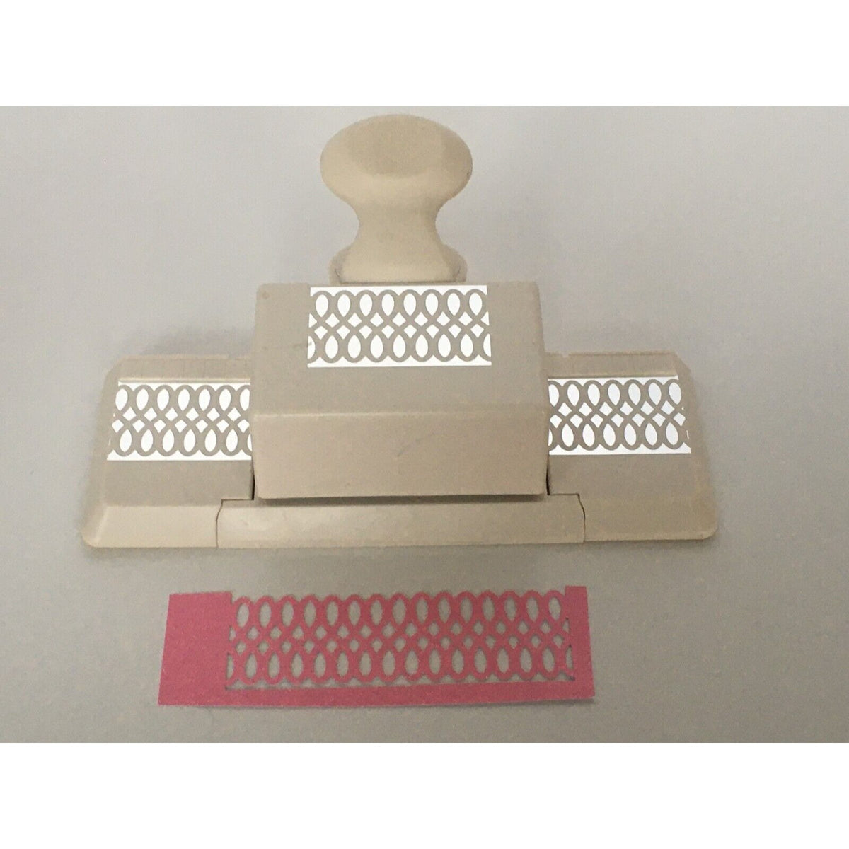 Martha Stewart Paper Punch Double Loop Weave Deep Edge Infinite Loops Trim Craft