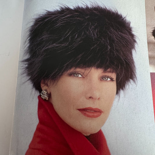 Vogue Sewing Pattern V641 Hat Collar Stole Cape Capelet Faux Fur Accessories Uncut Winter