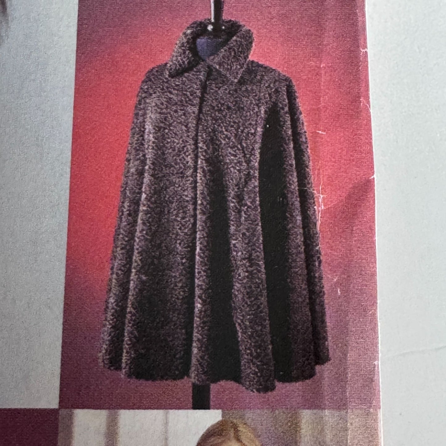 Vogue Sewing Pattern V641 Hat Collar Stole Cape Capelet Faux Fur Accessories Uncut Winter