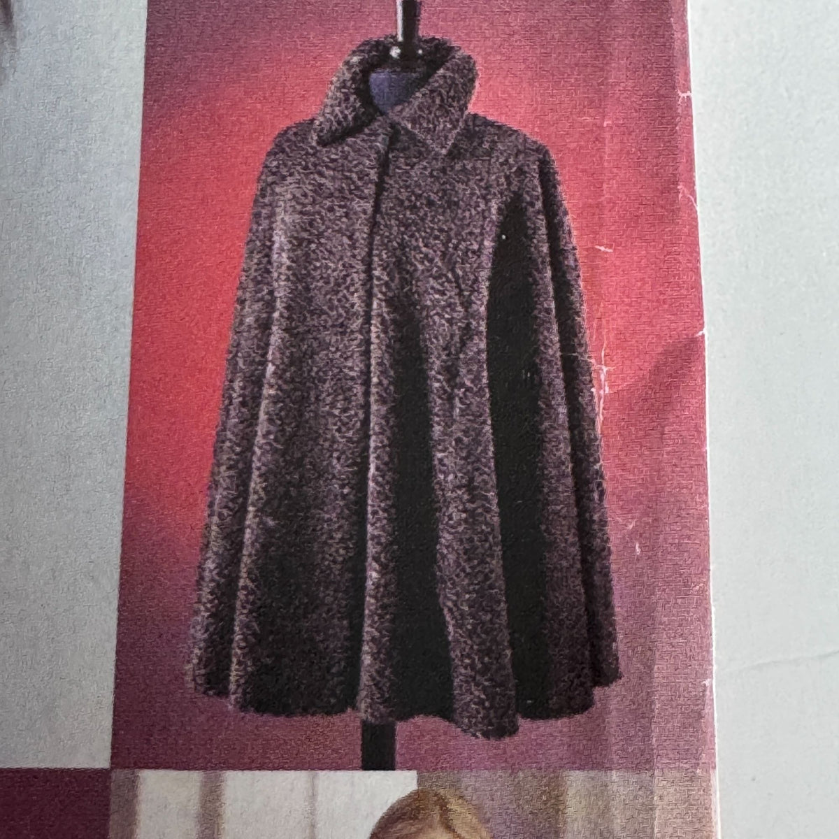 Vogue Sewing Pattern V641 Hat Collar Stole Cape Capelet Faux Fur Accessories Uncut Winter