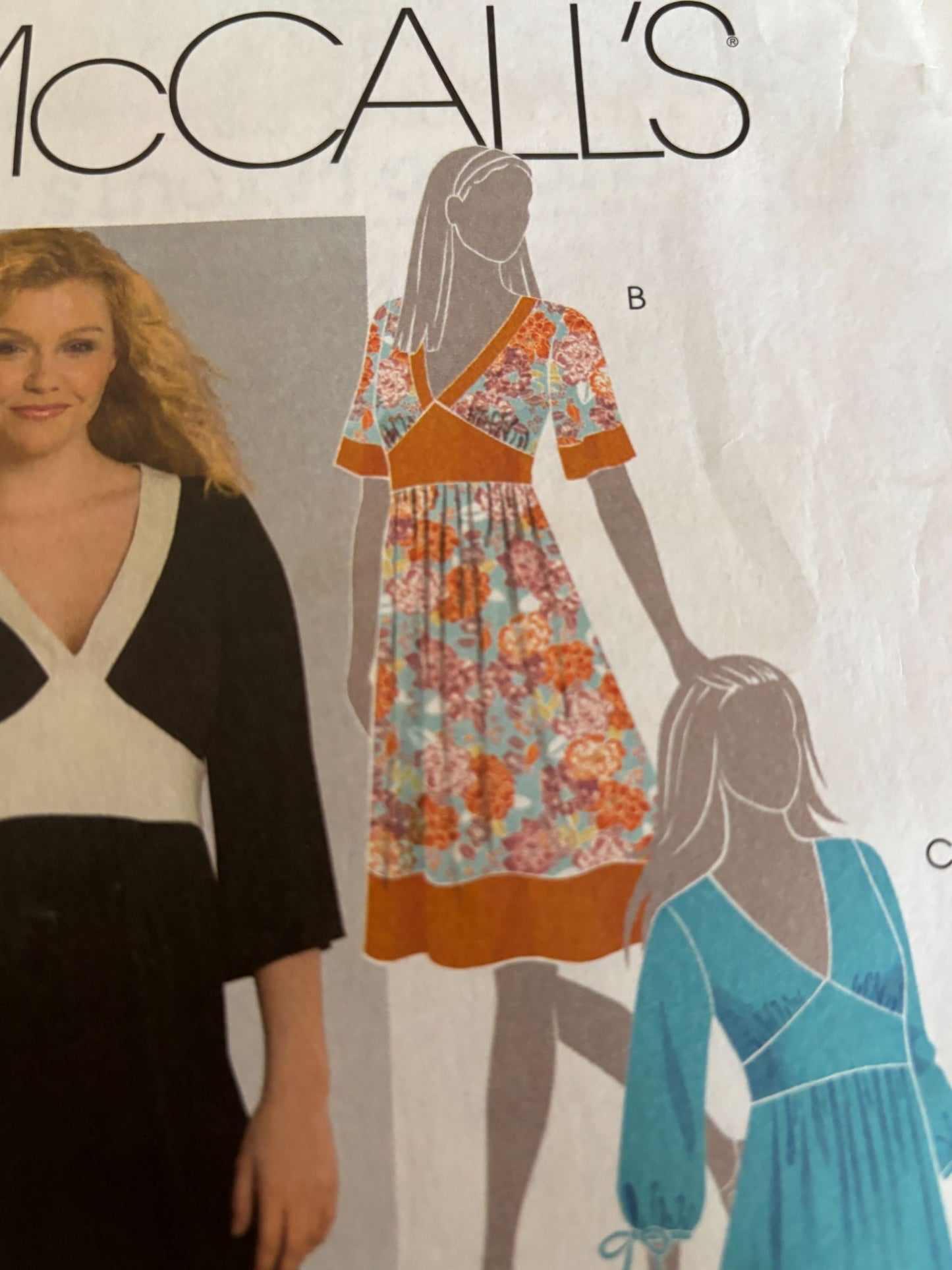 McCalls Sewing Pattern M5435 Dress V-Neck Tunic Shirt Flared Sleeves 18W-24W UC
