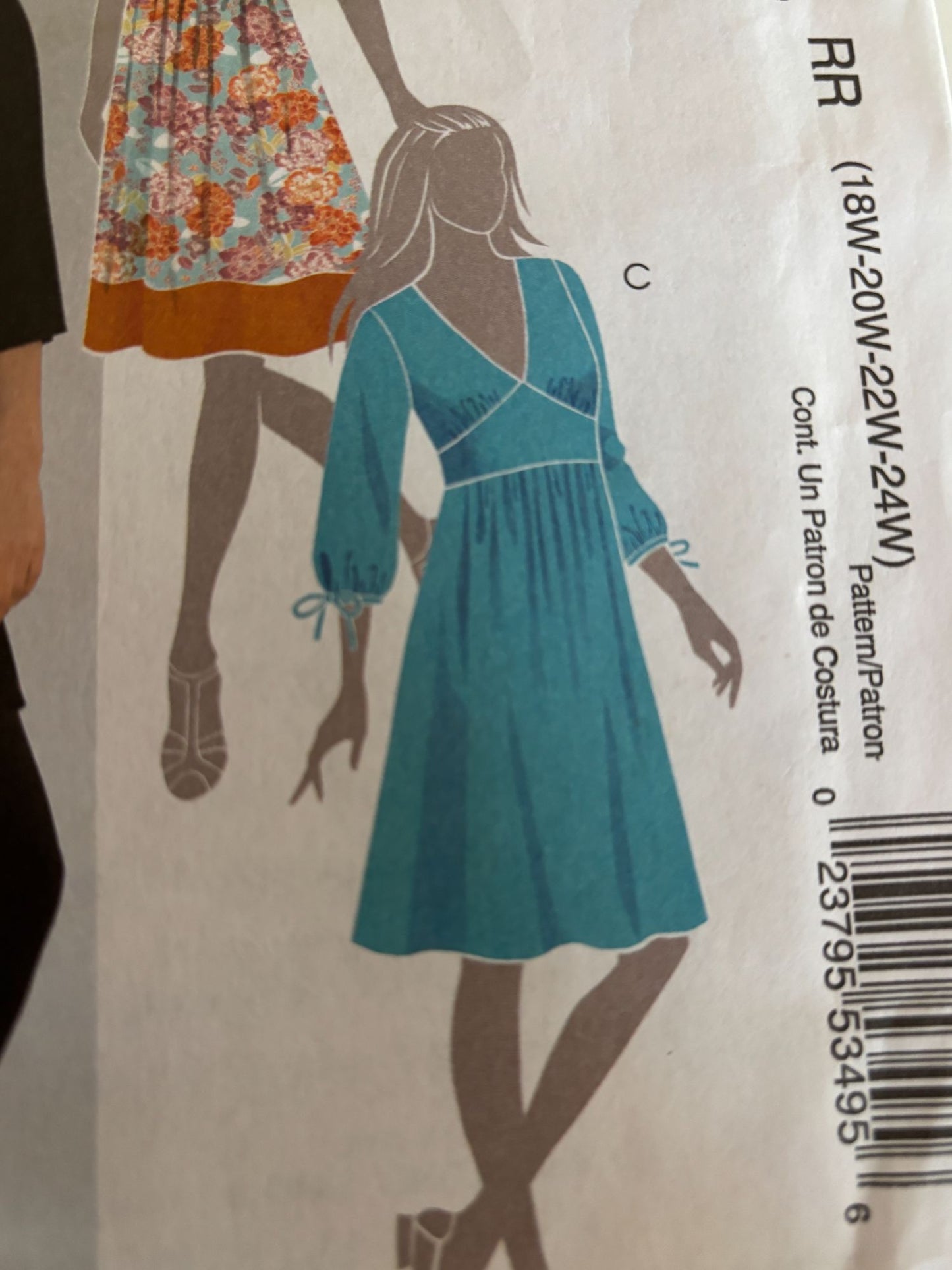 McCalls Sewing Pattern M5435 Dress V-Neck Tunic Shirt Flared Sleeves 18W-24W UC