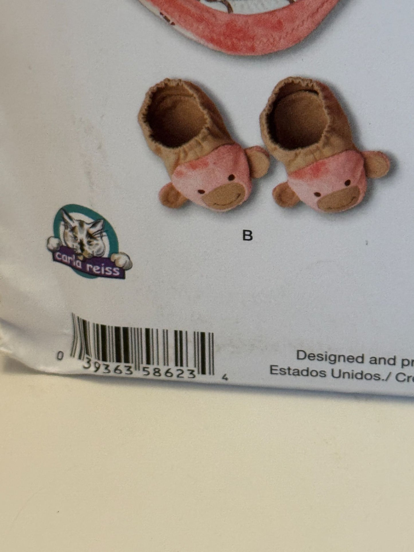 Simplicity Sewing Pattern 8623 Baby Hats Booties Fleece Blanket Monkey Lamb Bear