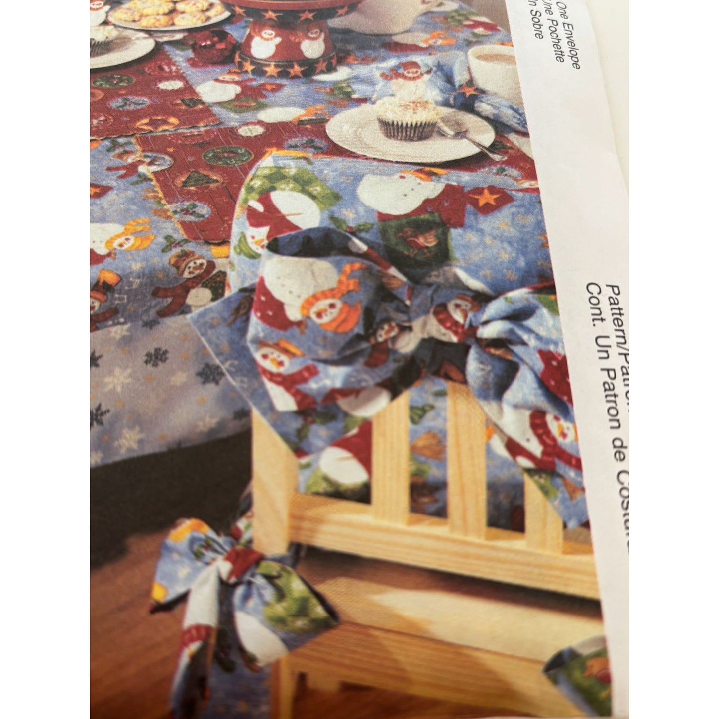 McCalls Sewing Pattern 3847 Holiday Table Setting Tablecloth Chair Covers Uncut