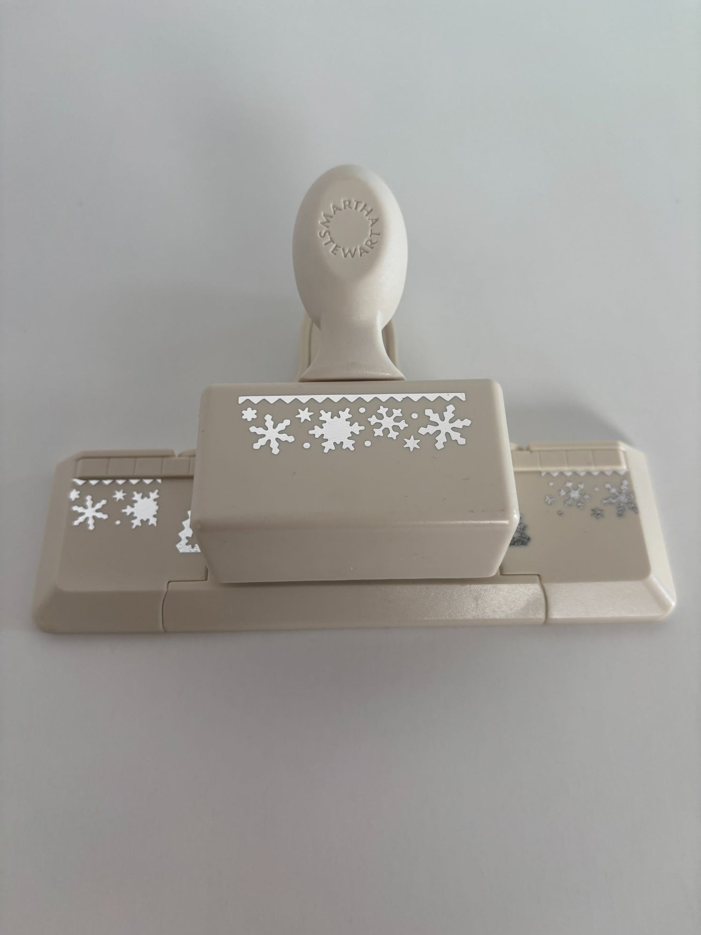 Martha Stewart Paper Punch Set Snow Flurry Christmas Corner Border Snowflakes