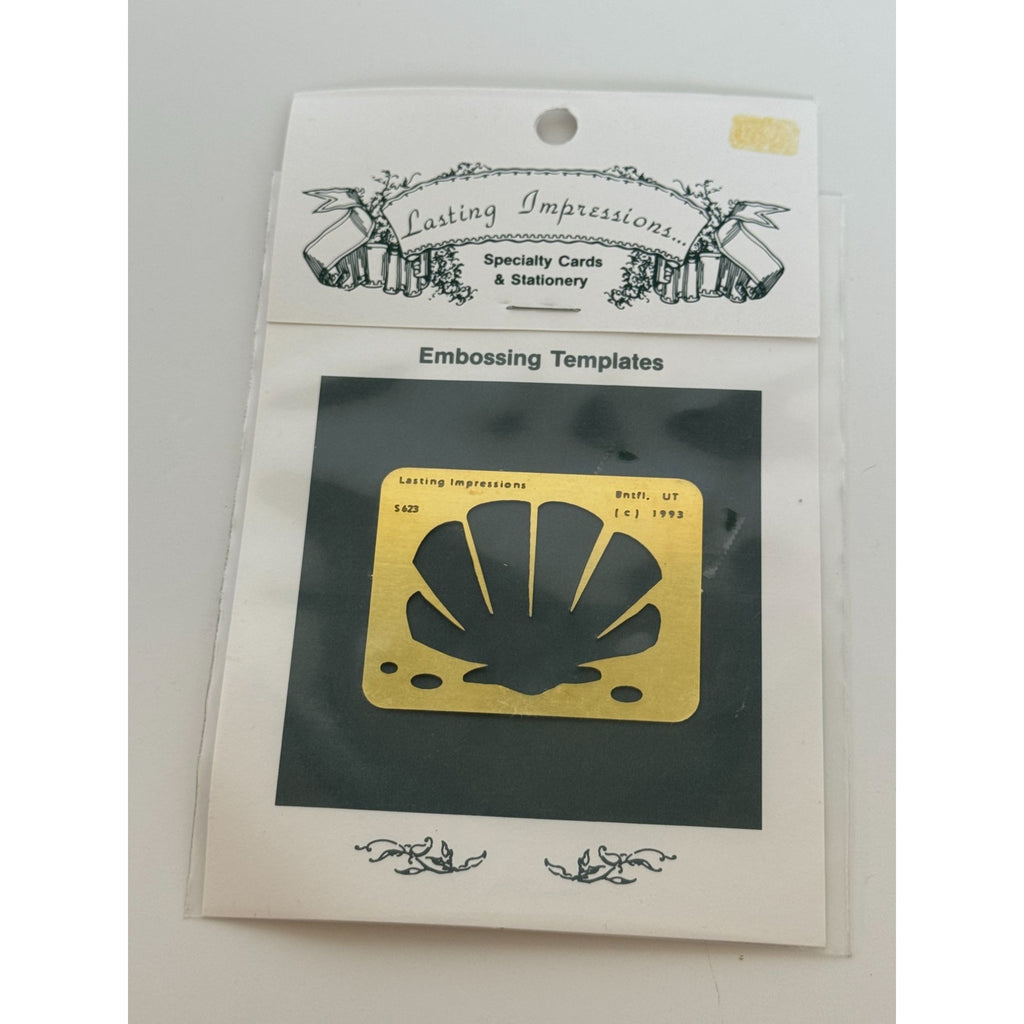 Lasting Impressions Embossing Template Seashell Clam Shell Beach Vacation Summer