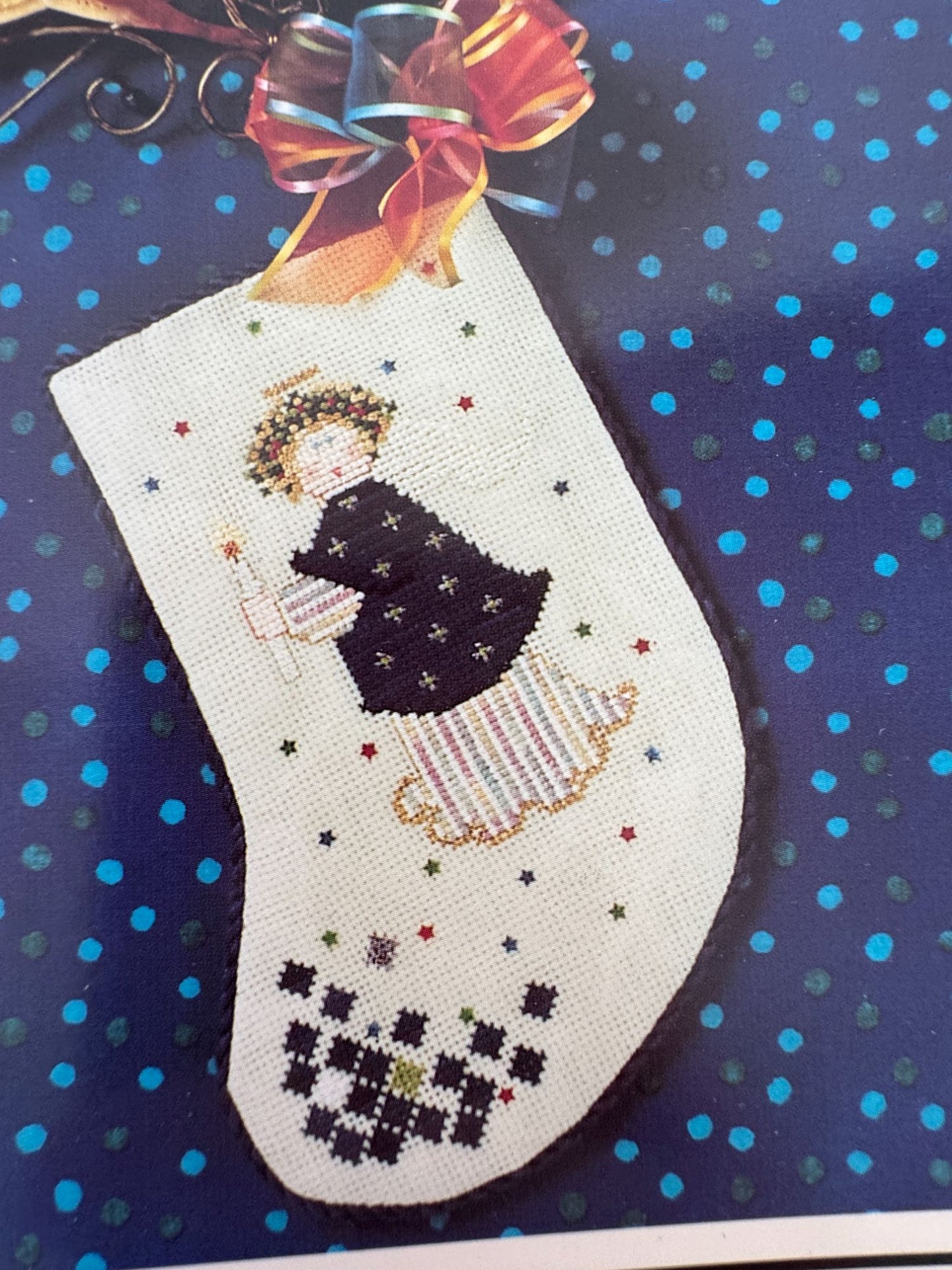 Cross-Eyed Cricket Collection Cross Stitch Pattern Stocking Angels I Christmas