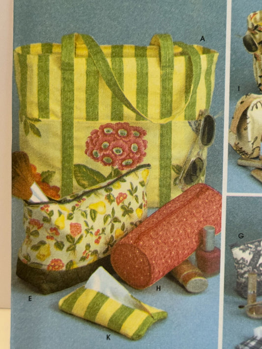 Simplicity Sewing Pattern 9949 Crafts Tote Bag Cosmetic Bags Travel Vacation UC