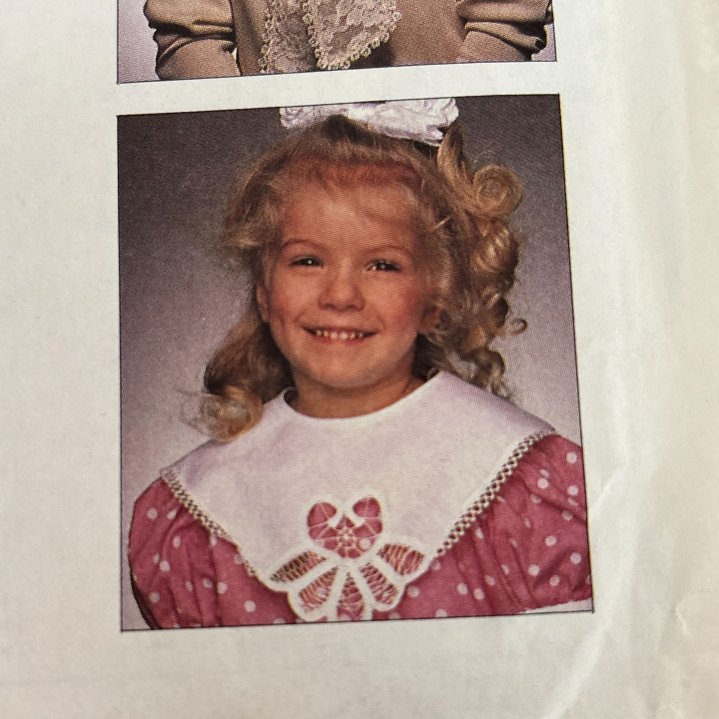 McCalls Sewing Pattern 3205 Hair Bow Collars for Ladies Children Accessory 1980s