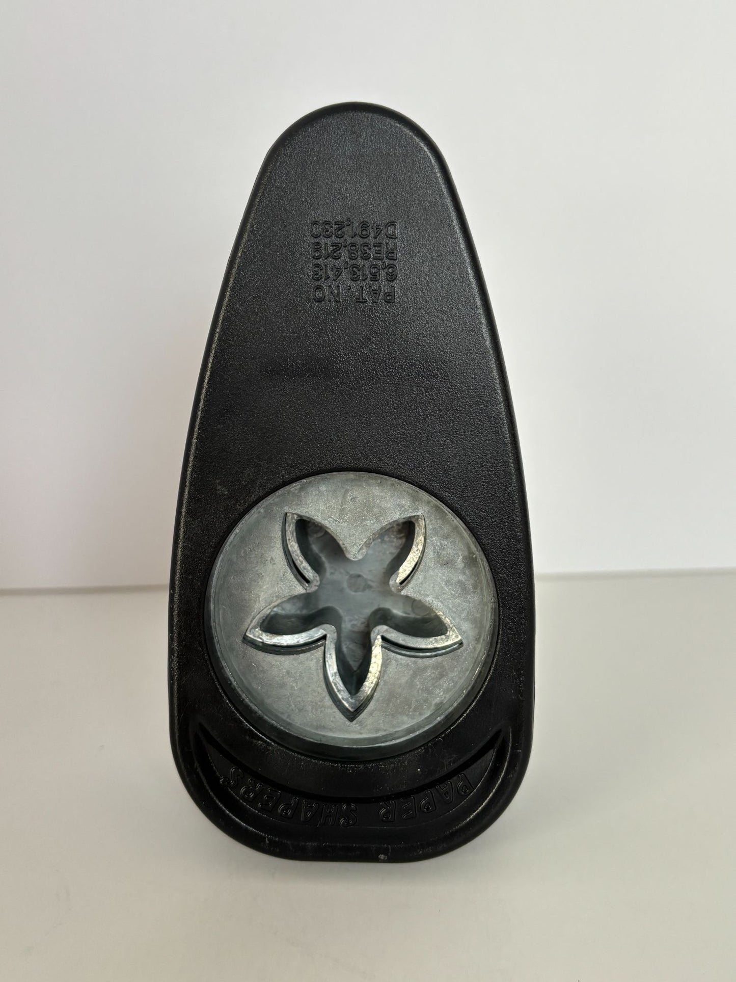 Stampin Up Paper Shapers FIVE PETAL FLOWER Craft Punch Whale Tail Card Making