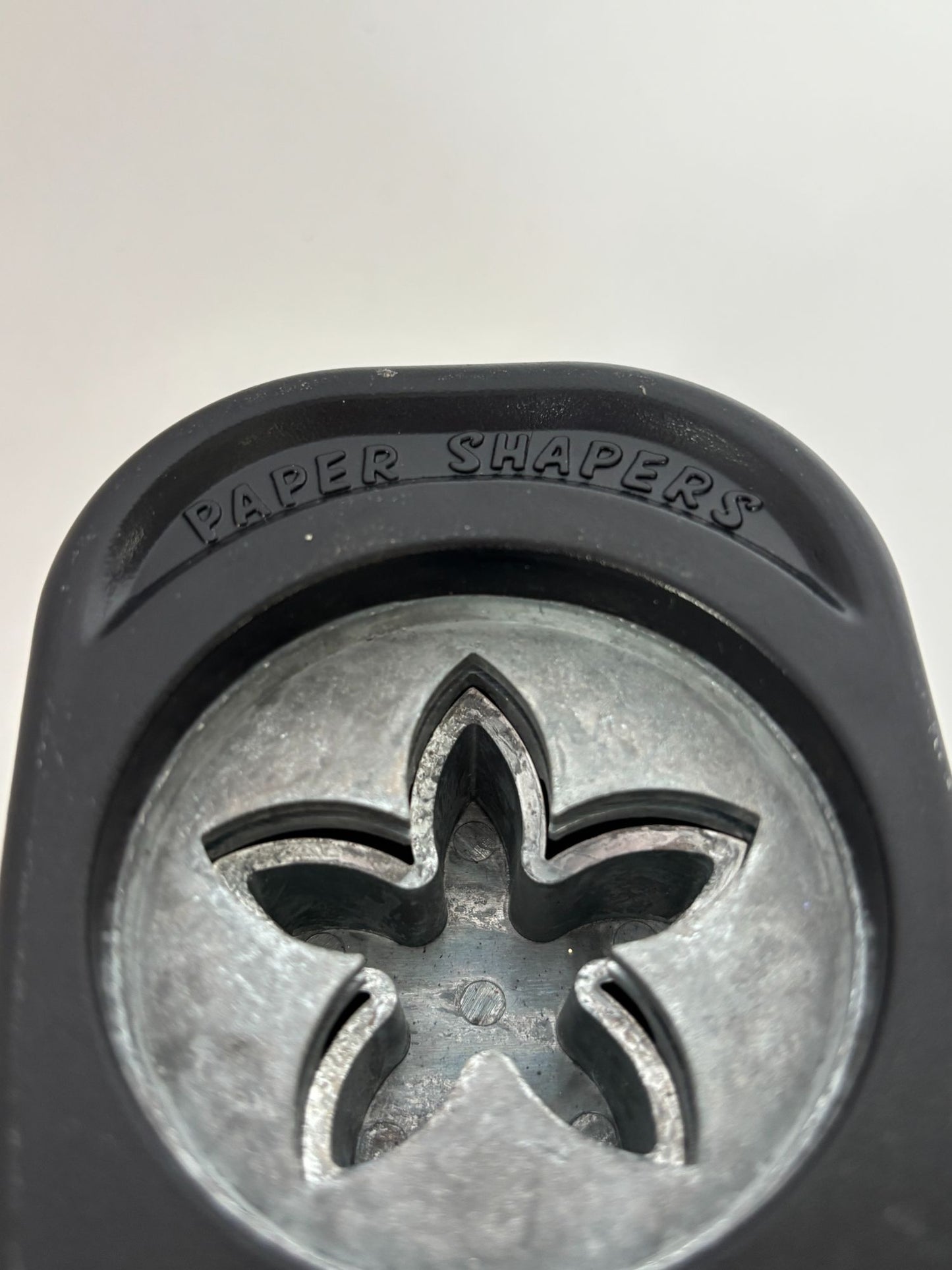 Stampin Up Paper Shapers FIVE PETAL FLOWER Craft Punch Whale Tail Card Making