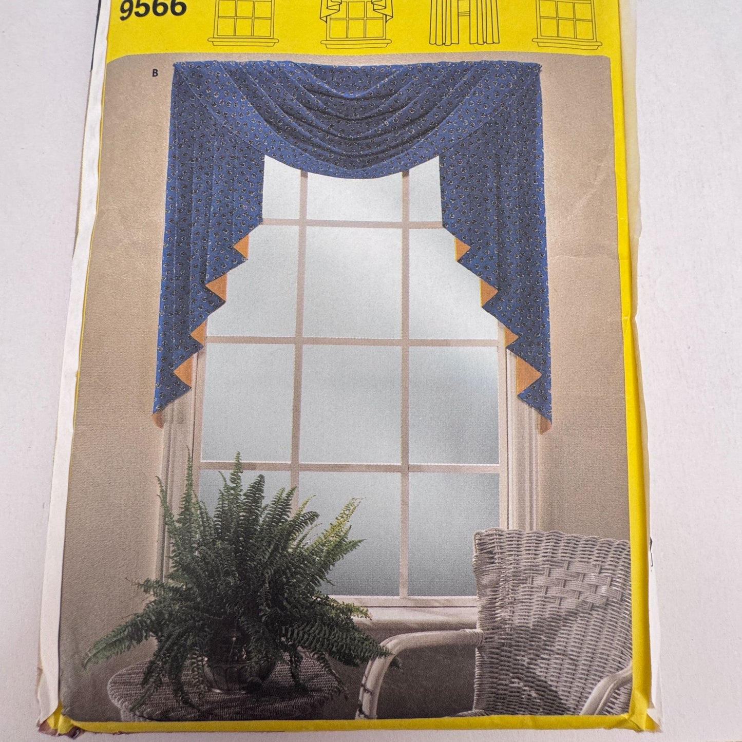 Simplicity Sewing Pattern 9566 Window Treatments Curtains Valances Home Decor Drapes Uncut