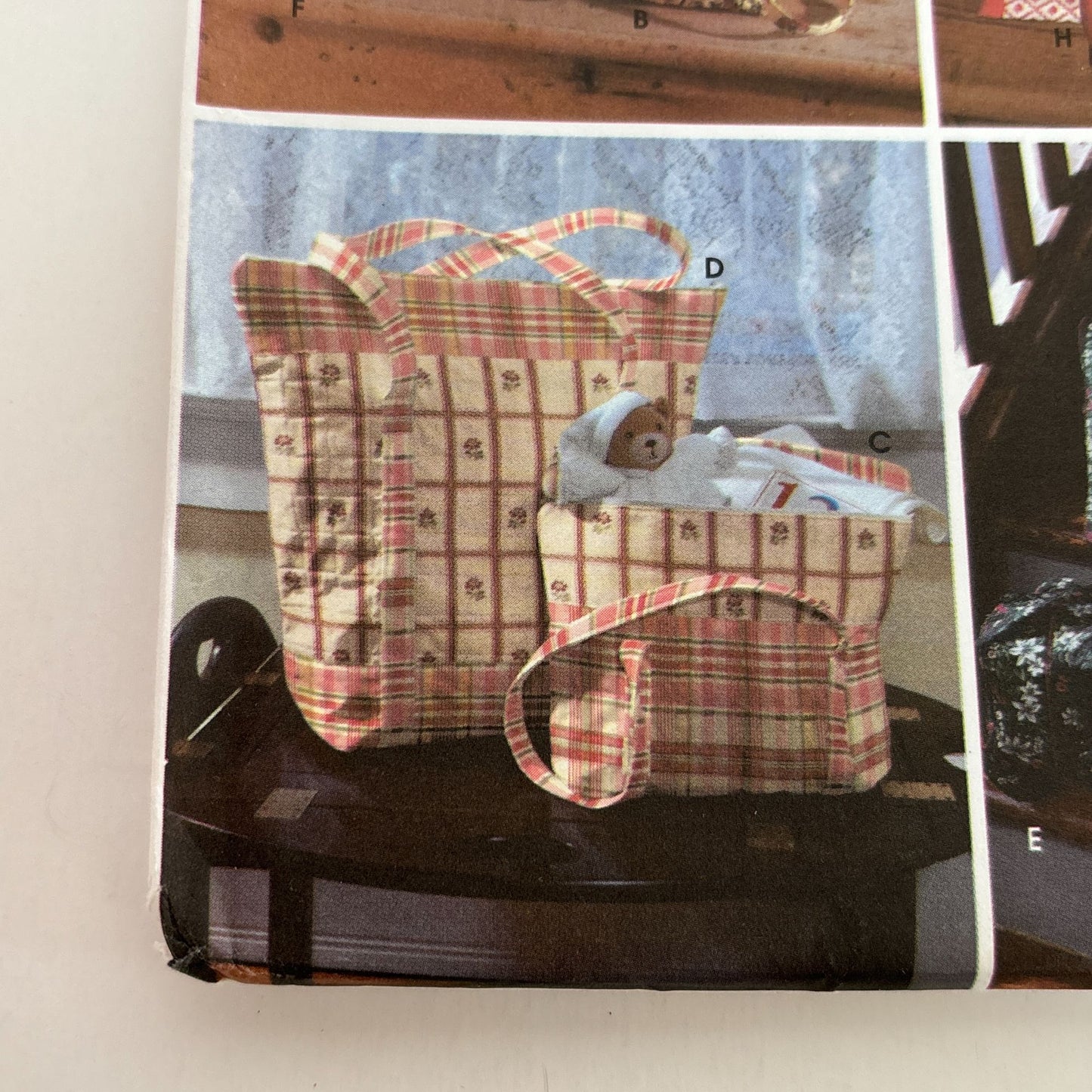 Simplicity Sewing Pattern 5535 Quilted Bags Eyeglass Case Change Purse Tote UC