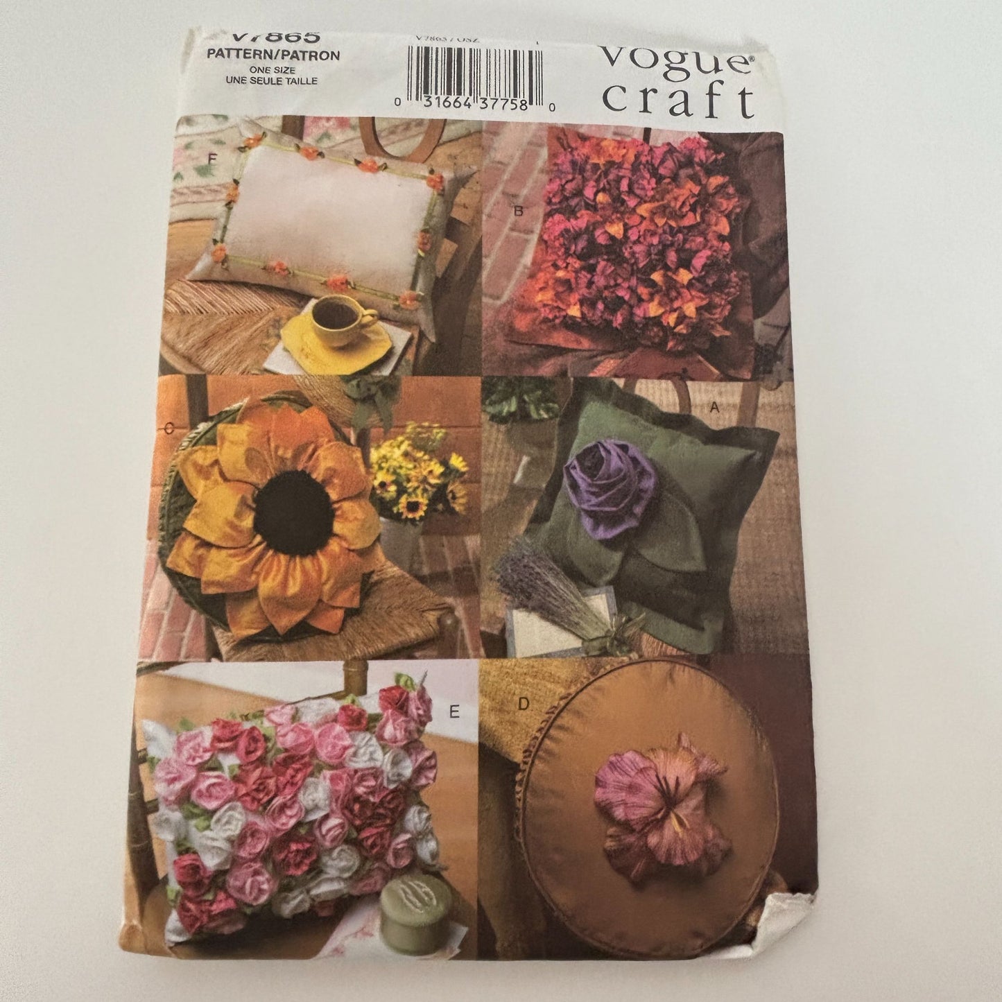 Vogue Sewing Pattern V7865 Craft Floral Pillow Seasonal Home Decor Sunflower UC