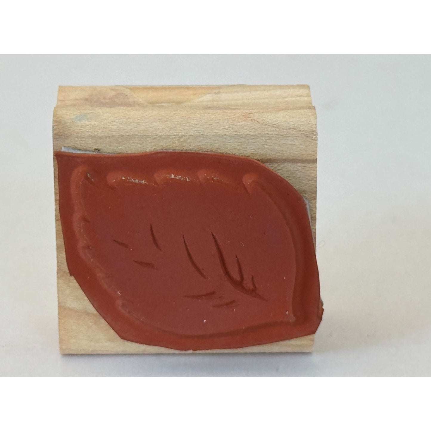 Stampin Up Rubber Stamp Leaf Shape Outdoors Nature Fall Cardmaking Wood Mounted