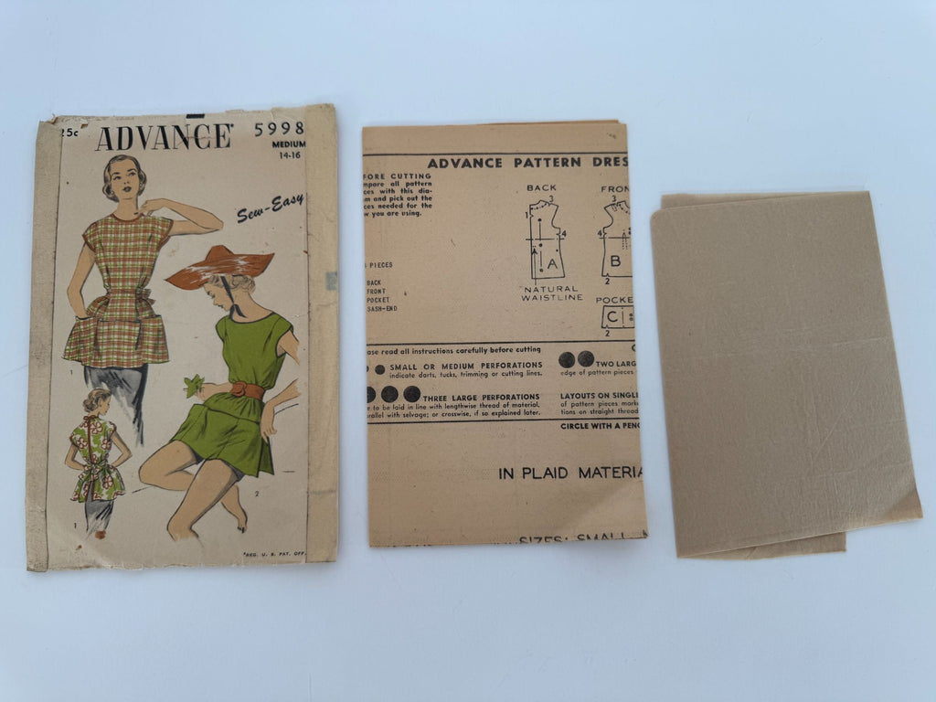 Advance Sewing Pattern 5998 Apron Poncho Medium 14-16 Vintage 1950s Easy