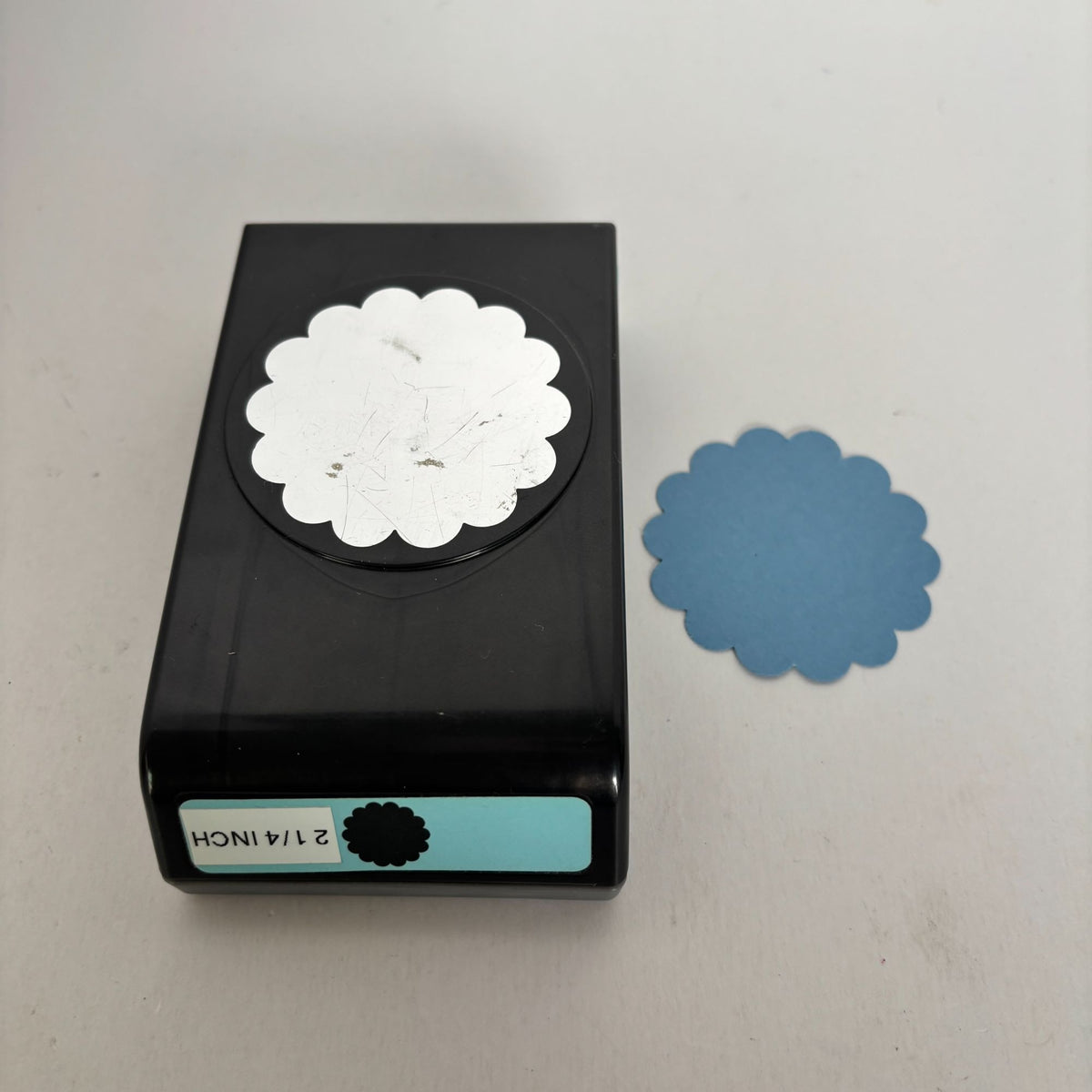 EK Success Slim Paper Punch Scallop Circle Shape Cards Scrapbooks Tags 2.25 Inch