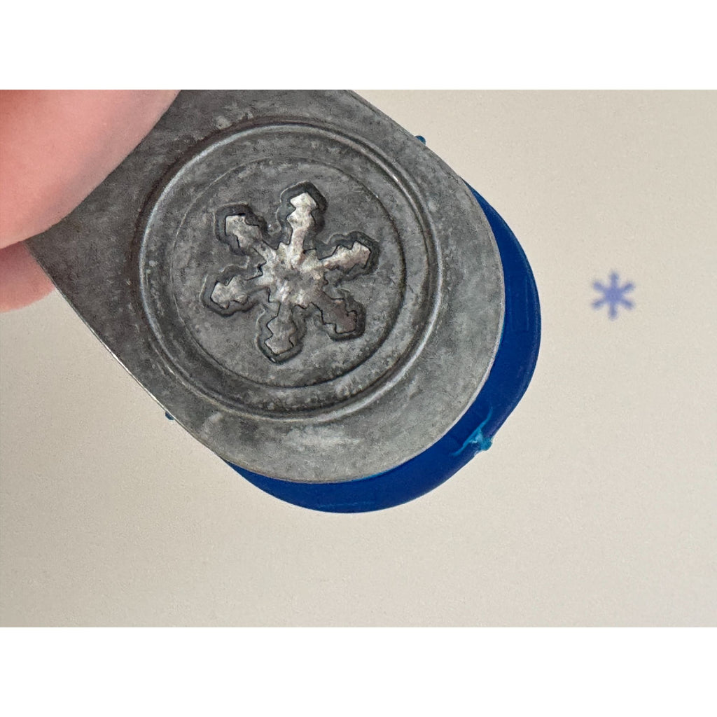 EK Success Paper Punch Snowflake Winter Holidays Christmas Craft Small 5/8 inch