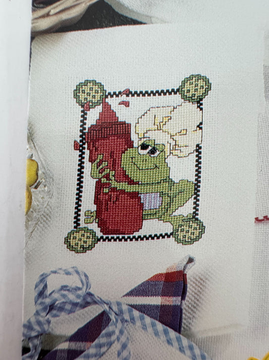 StitchWorld X-Stich Cross Stitch Pattern Fun with Food Vegetable Cake Frog Chef