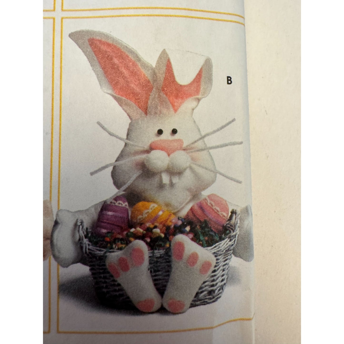 Simplicity Crafts Sewing Pattern 7039 Holiday Basket Gifts Halloween Candy Easter Uncut Santa