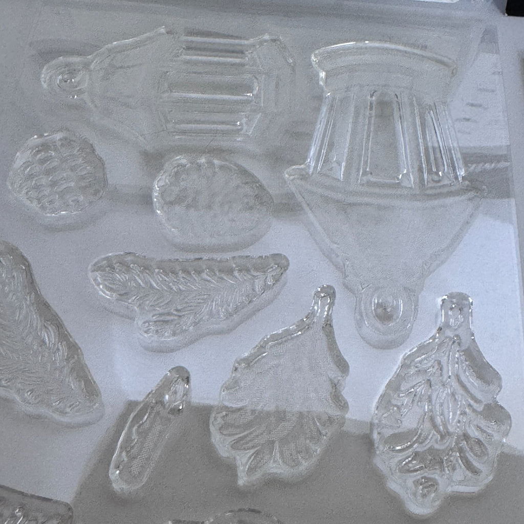 Stampin Up Light the Year Stamp Set and Dies Bundle Christmas Lantern Pinecones Holiday Card Making