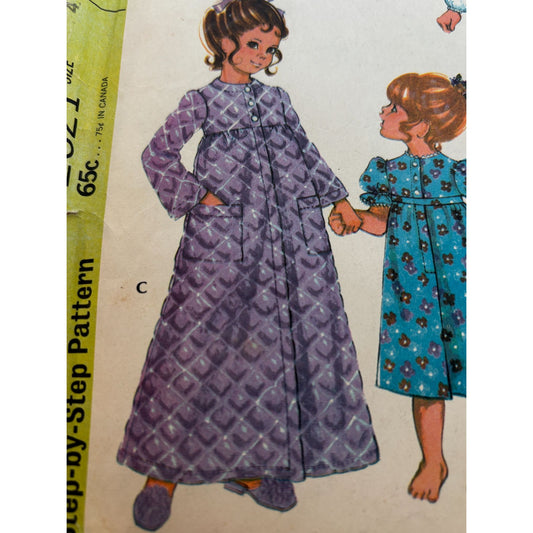 McCalls Sewing Pattern 2621 Girls Long Nightgown Robe Pajamas Size 4 Uncut 1970s