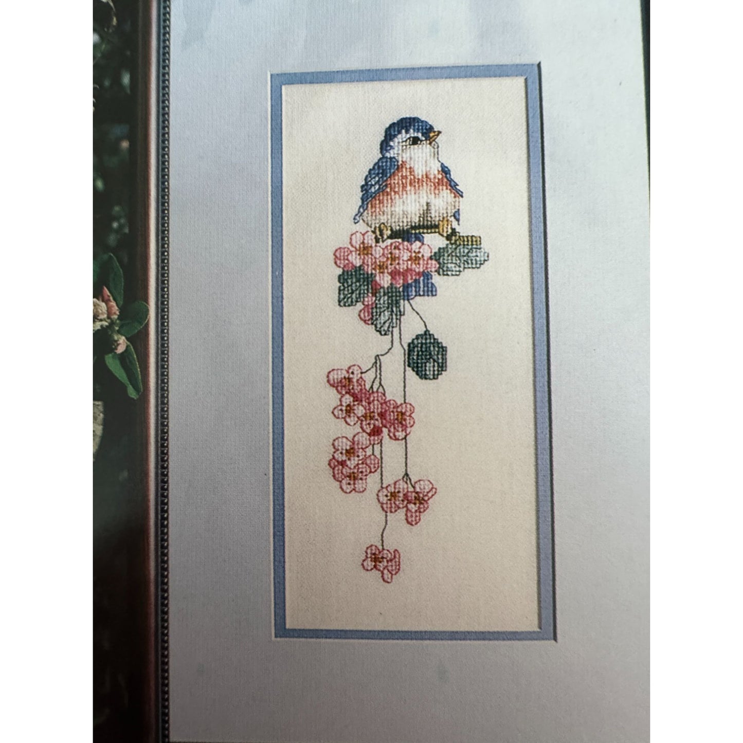 Leisure Arts Cross Stitch Pattern Booklet Favorite Perch Birds Cardinal Songbird