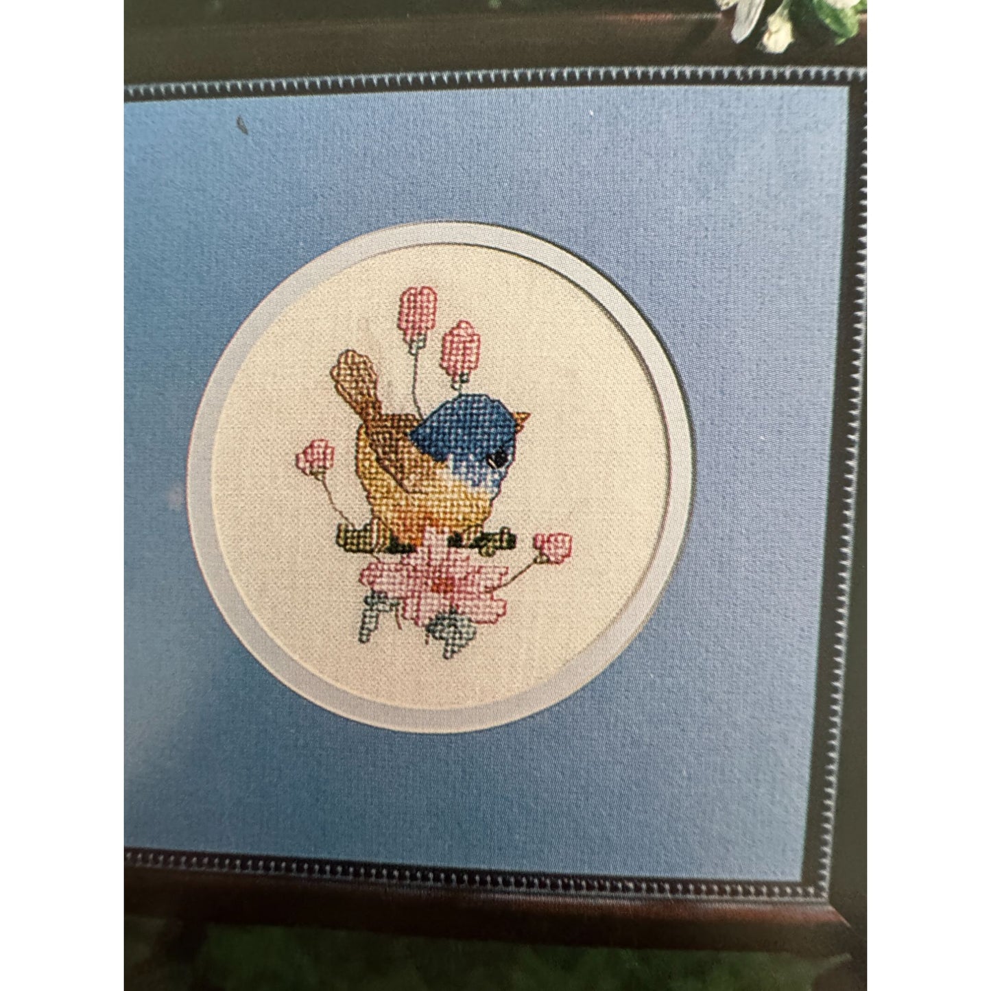 Leisure Arts Cross Stitch Pattern Booklet Favorite Perch Birds Cardinal Songbird