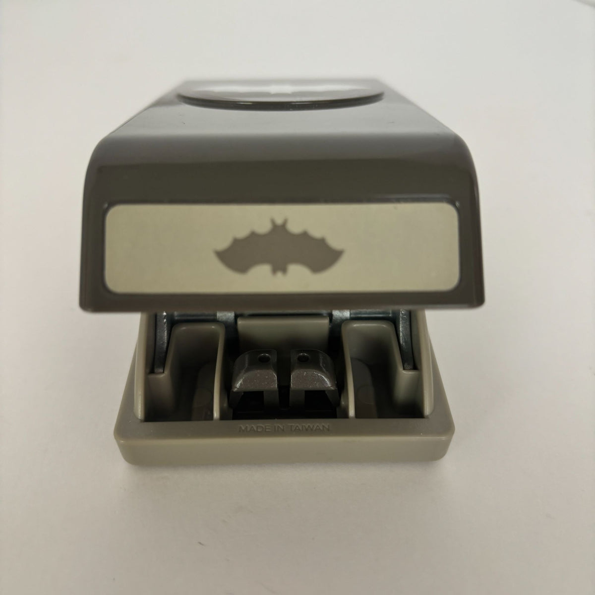 Stampin Up Bat Paper Punch Halloween Craft Tool Spooky Card Making Scrapbooking