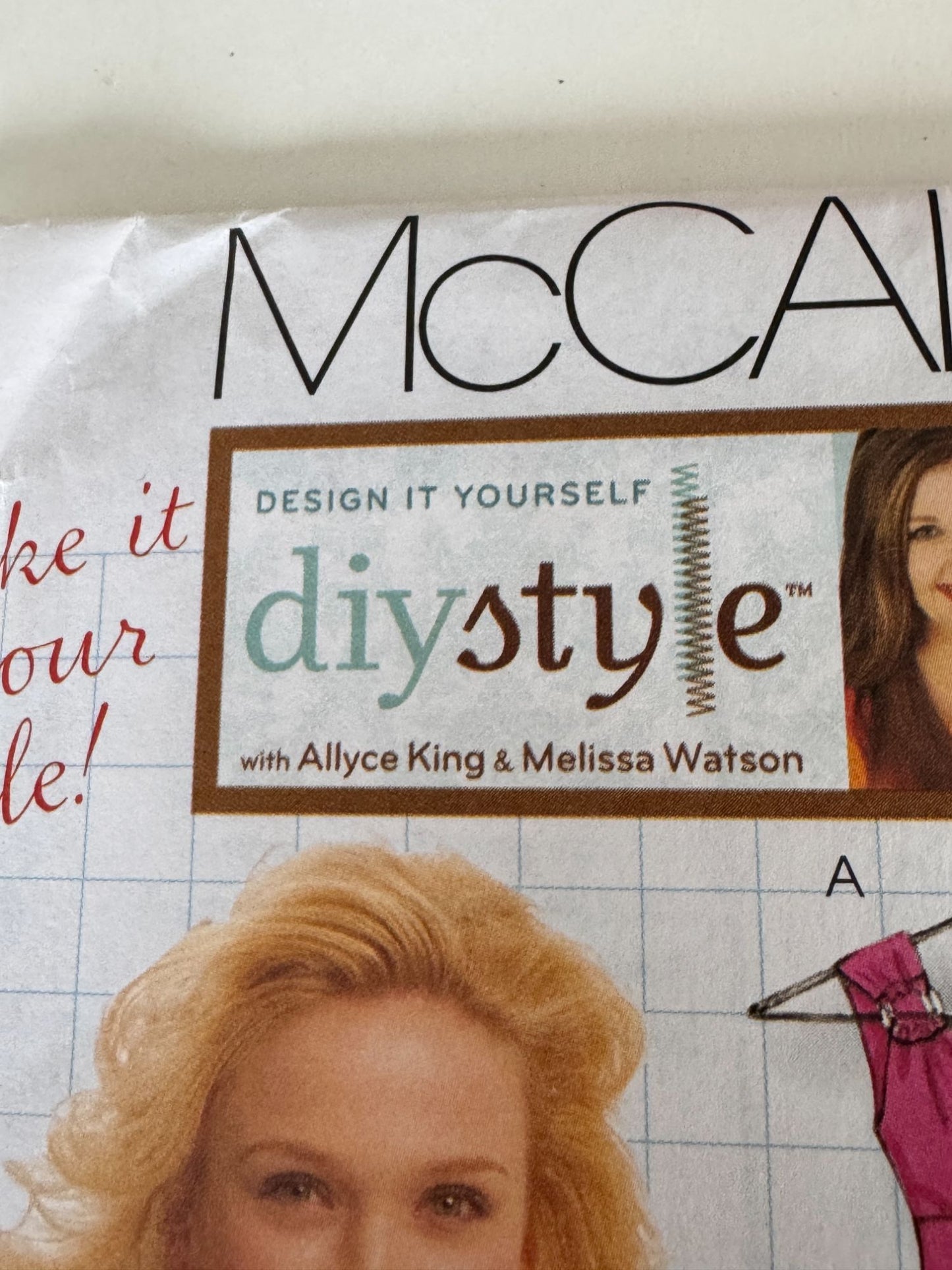 McCalls Sewing Pattern M5662 V-Neck Top Dress Tunic Shirt XS S M DIY Style UC