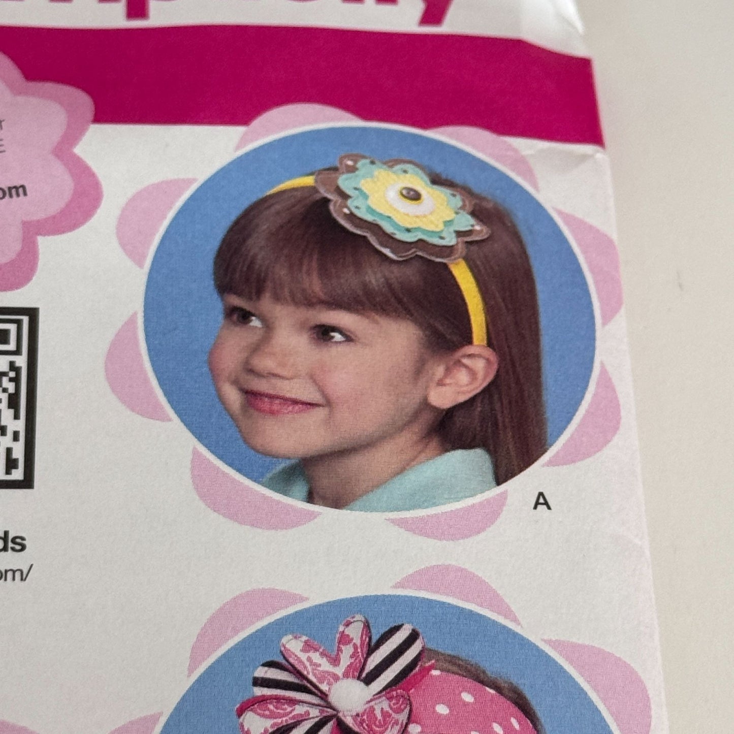 Simplicity Sewing Pattern 1820 Little Girls Flower Headbands Hair Accessories Fabric Bows Uncut