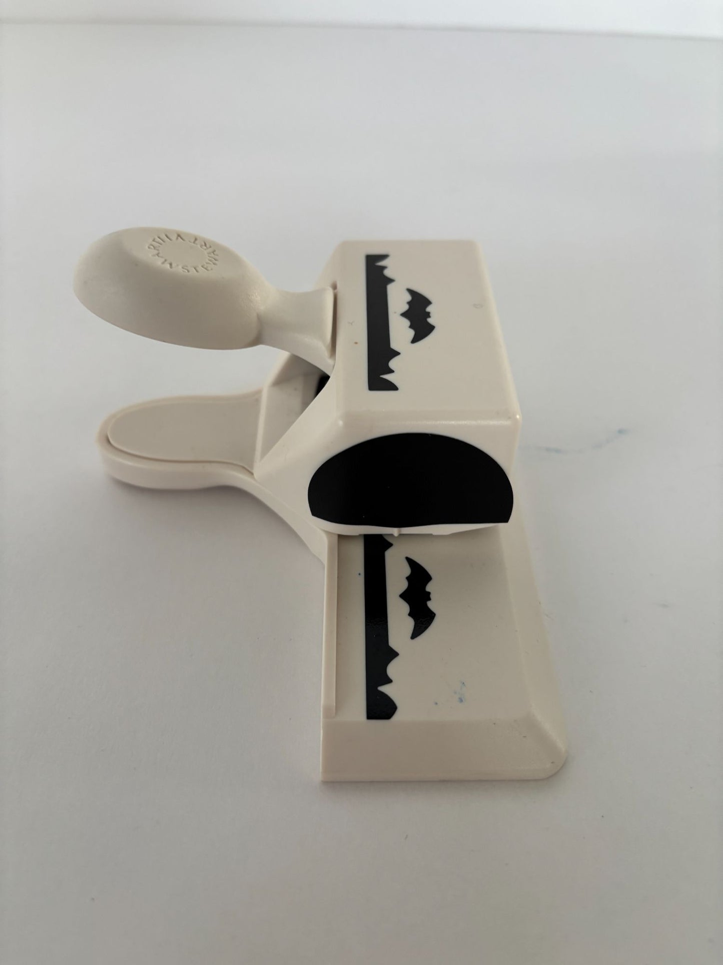 Martha Stewart Paper Punch Bat Edge Halloween Crafts Card Making Paper Crafting