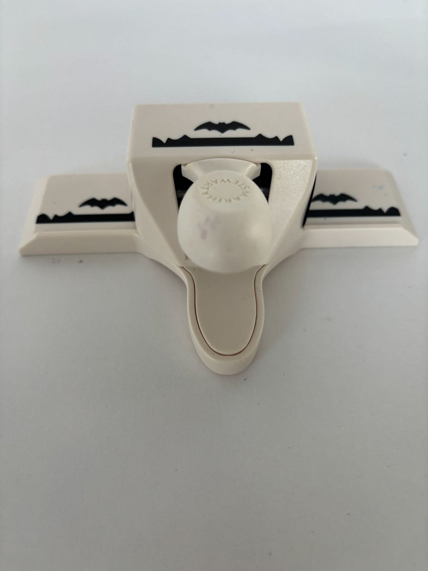 Martha Stewart Paper Punch Bat Edge Halloween Crafts Card Making Paper Crafting