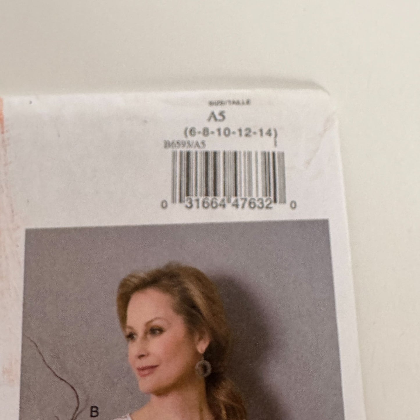 Butterick Sewing Pattern B6593 Misses Loose-Fitting Pullover Tops Shirt 6-14 UC