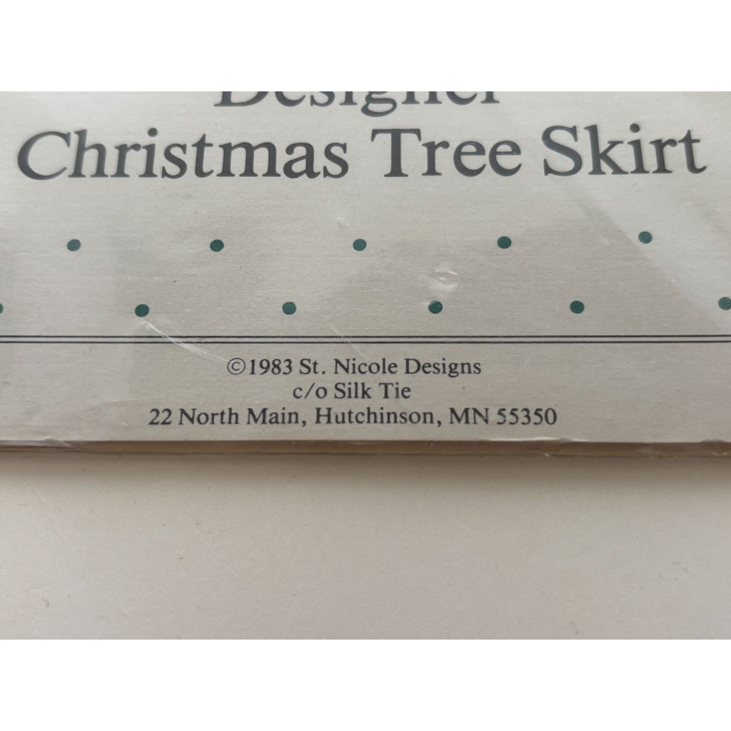 St Nicole Designer Christmas Tree Skirt Quilting Pattern Holiday Home Decor 1983