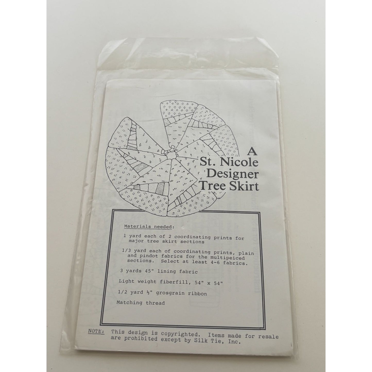 St Nicole Designer Christmas Tree Skirt Quilting Pattern Holiday Home Decor 1983