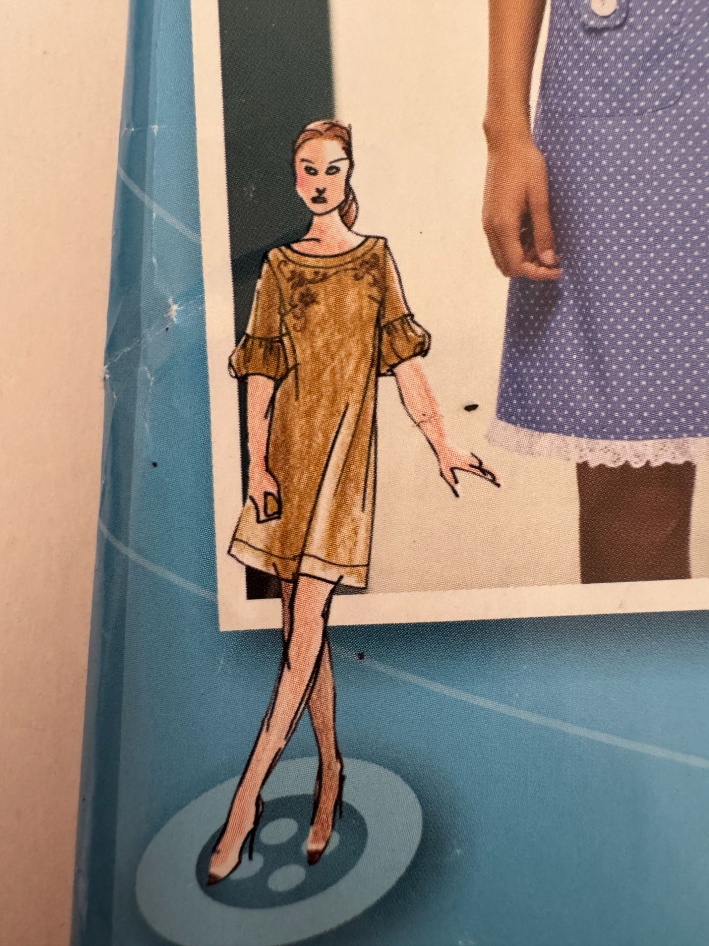 Simplicity Sewing Pattern 2995 Mod Shift Dress Retro Modern Project Runway 4-12