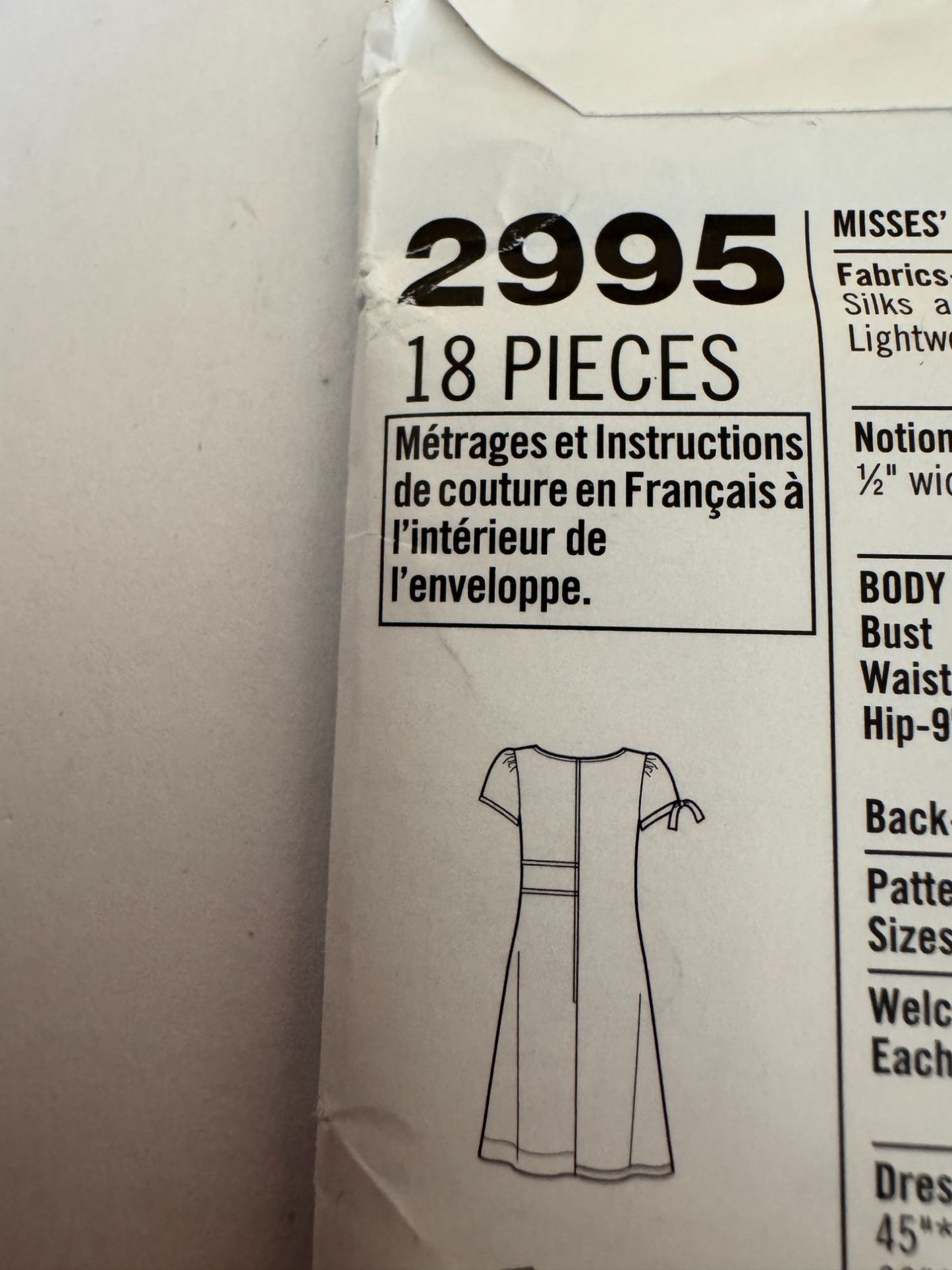 Simplicity Sewing Pattern 2995 Mod Shift Dress Retro Modern Project Runway 4-12