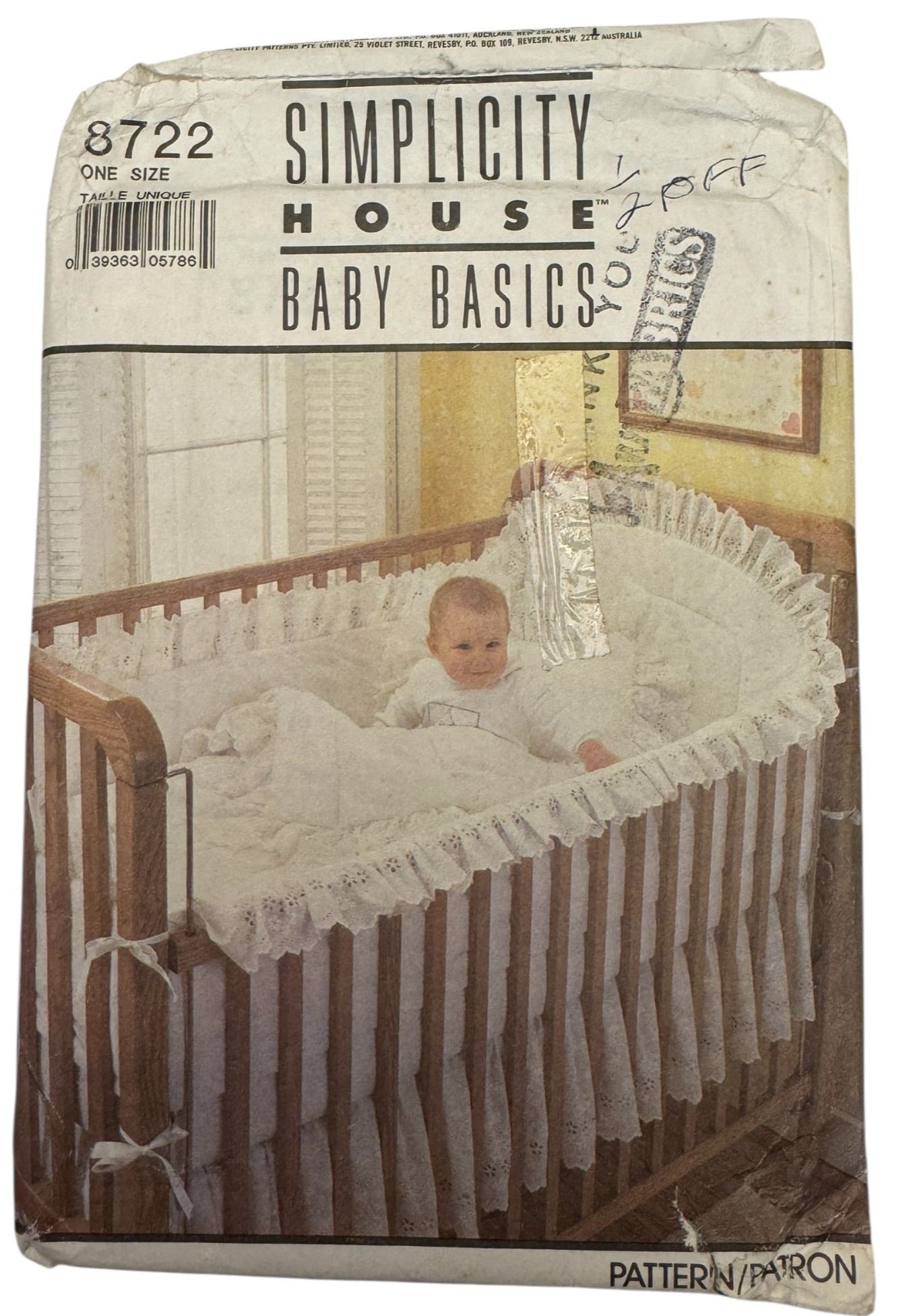 Simplicity Sewing Pattern 8722 Baby Room Home Decor Quilt Dust Ruffle 1980s UC