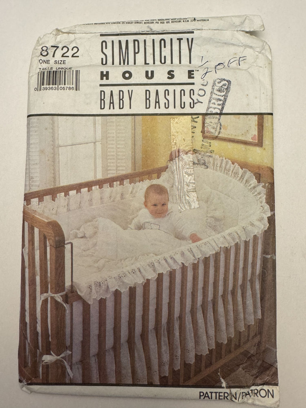 Simplicity Sewing Pattern 8722 Baby Room Home Decor Quilt Dust Ruffle 1980s UC